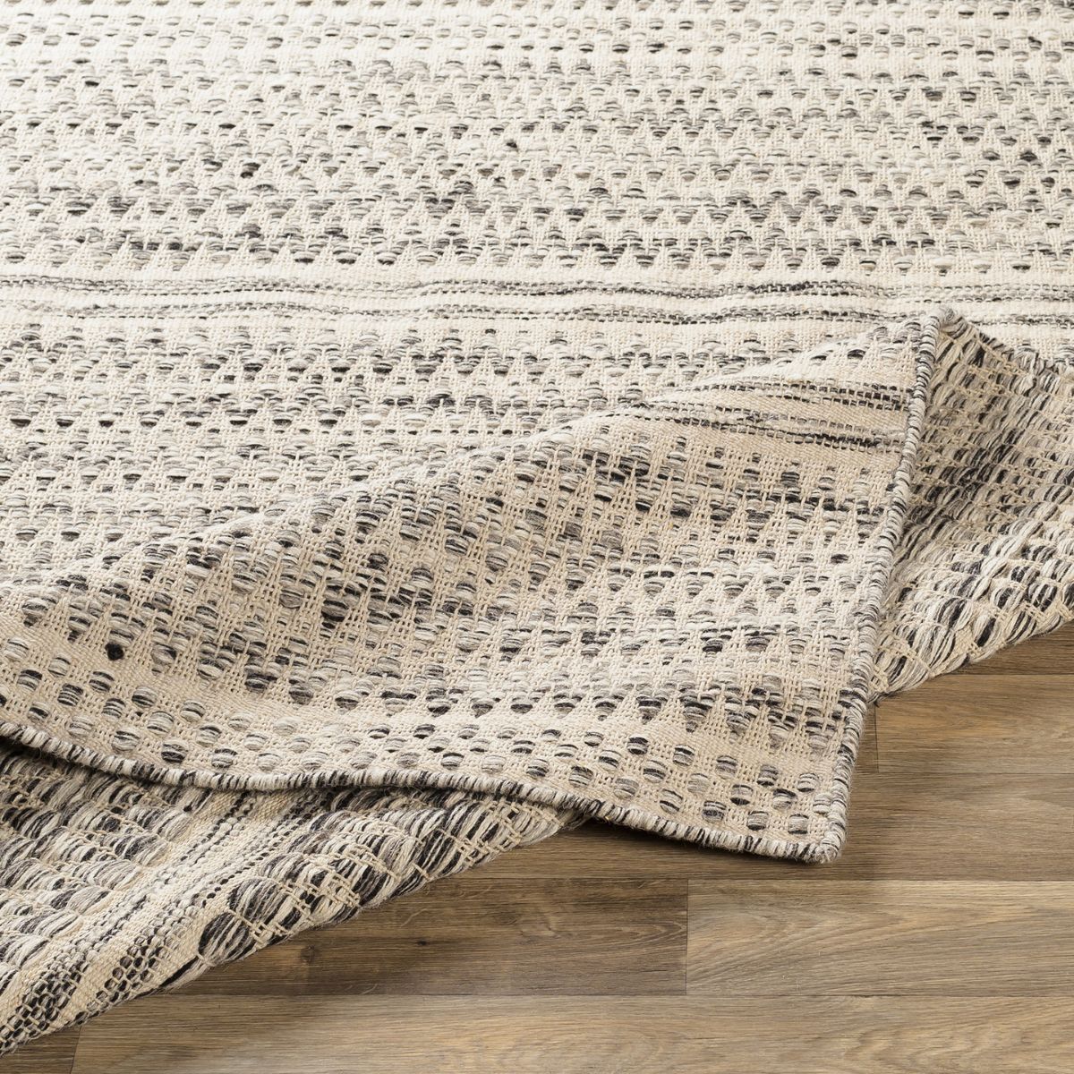 Surya Livabliss Mardin Global Wool Global Rug