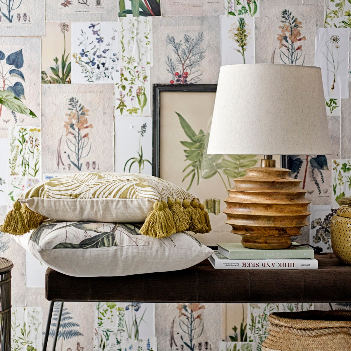 Bloomville Svale Table lamp, Nature, Mango