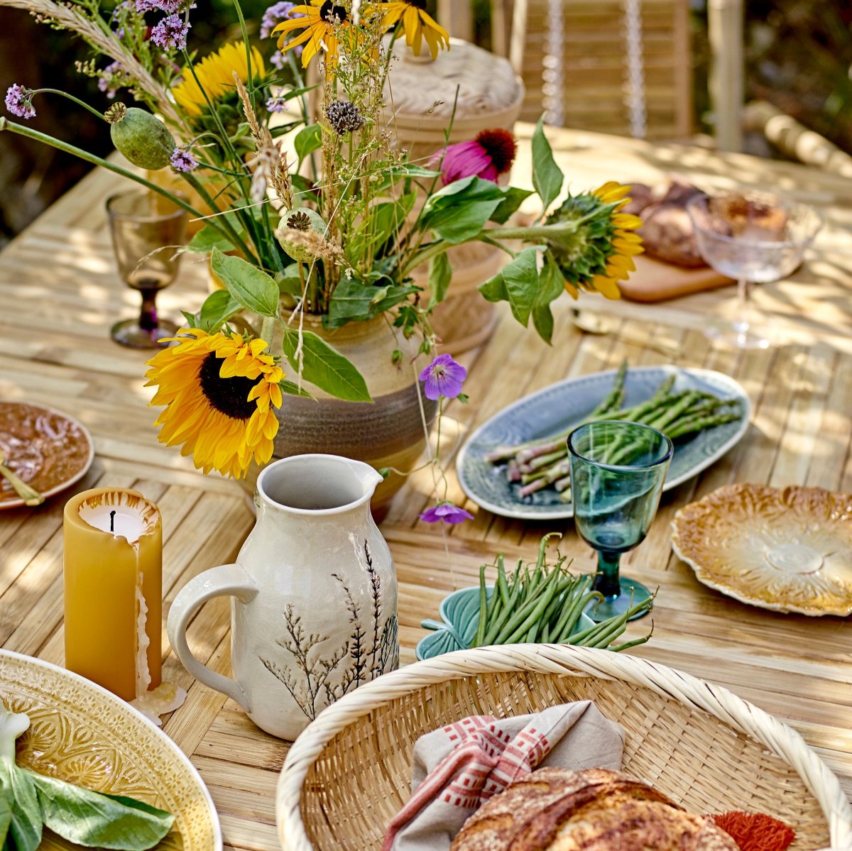 82047394 Bea Jug Tableware lifestyle 5