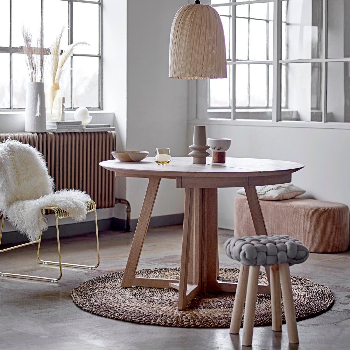 82048973 Bloomingville Isold Vase Lifestyle