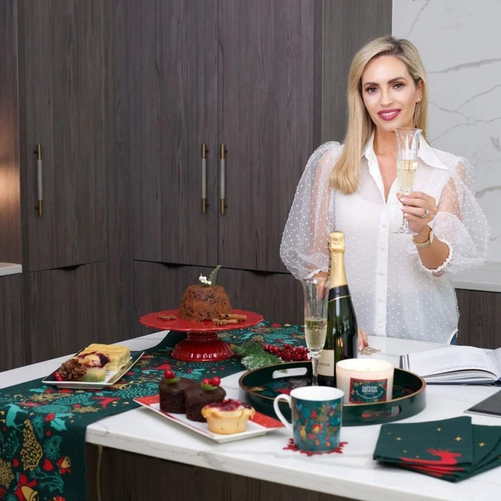Mindy Brownes A Christmas Wish Cups Set
