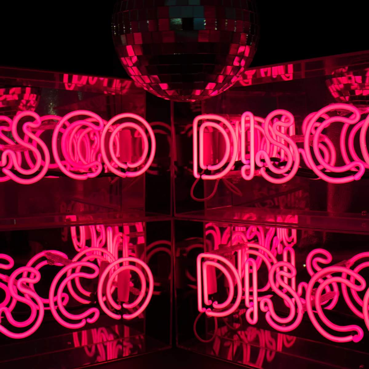 Locomocean Disco Neon Sign