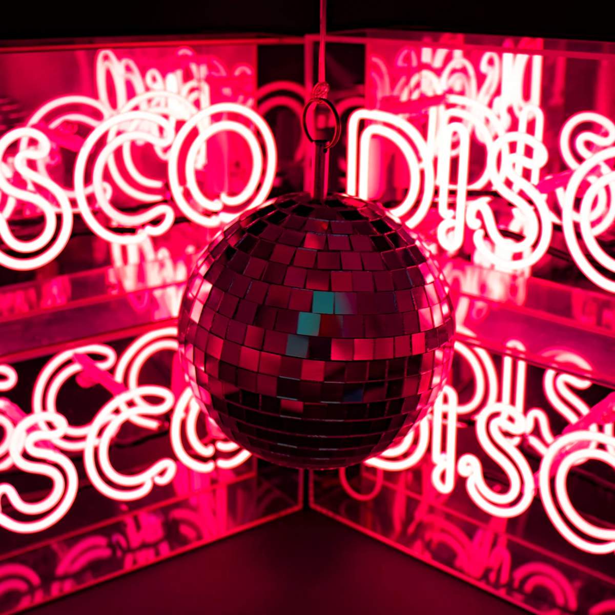 Locomocean Disco Neon Sign