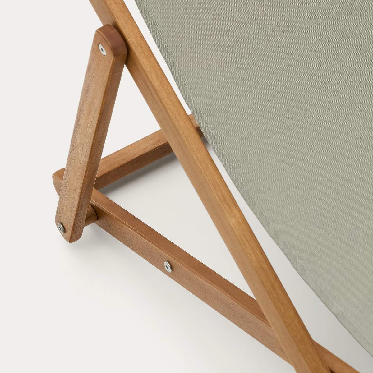 Kave Home Adredna children’s beige outdoor folding hammock made of FSC 100% solid acacia wood