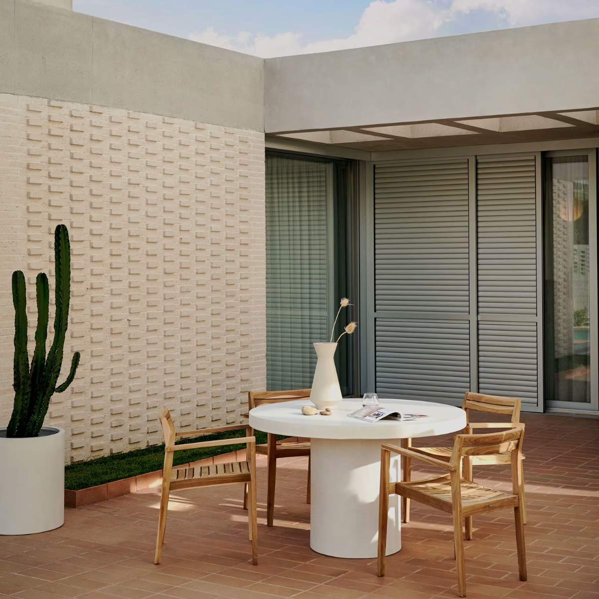 Kave Home Aiguablava terracotta cement round table Ø120cm