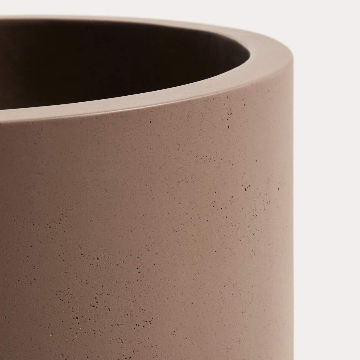 Kave Home Aiguablava brown cement planter Ø 42cm