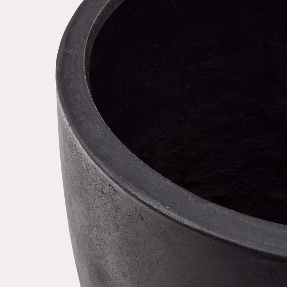 Kave Home Aiguablava White Cement Planter Ø 75 cm