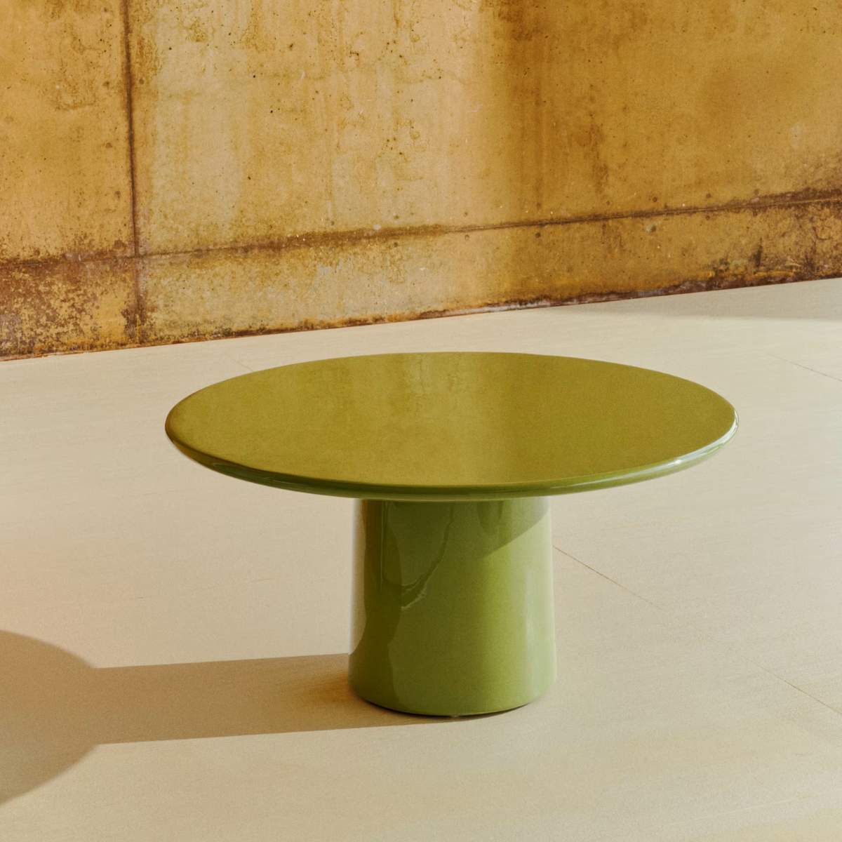 Kave Home Albanella coffee table in cement with glossy green finish Ø85cm