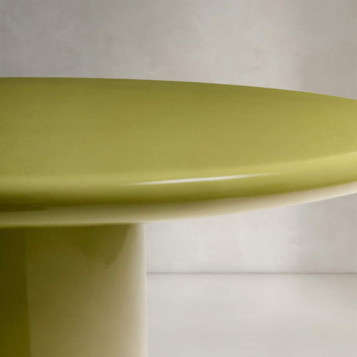 Kave Home Albanella coffee table in cement with glossy green finish Ø85cm