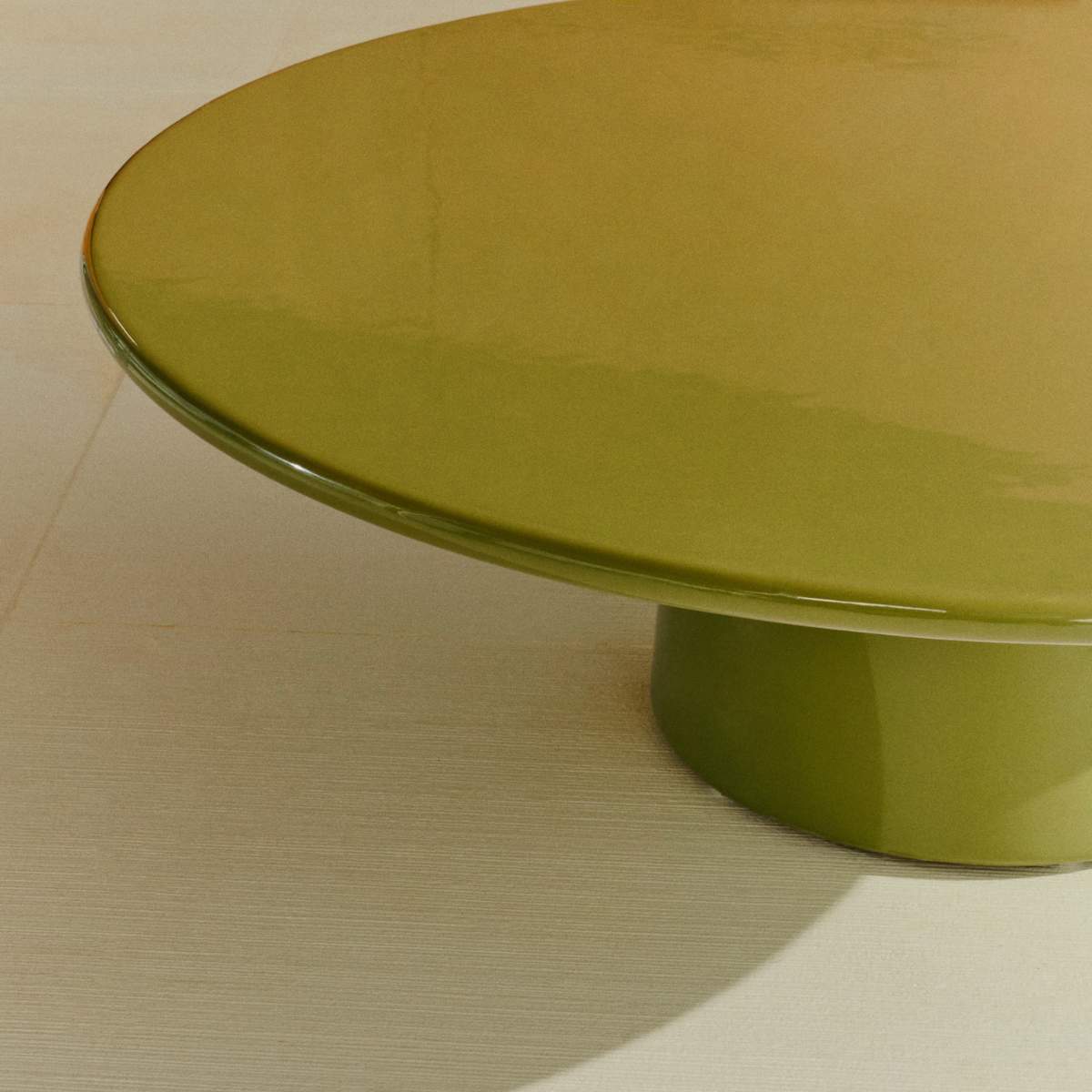 Kave Home Albanella coffee table in cement with glossy green finish Ø110cm