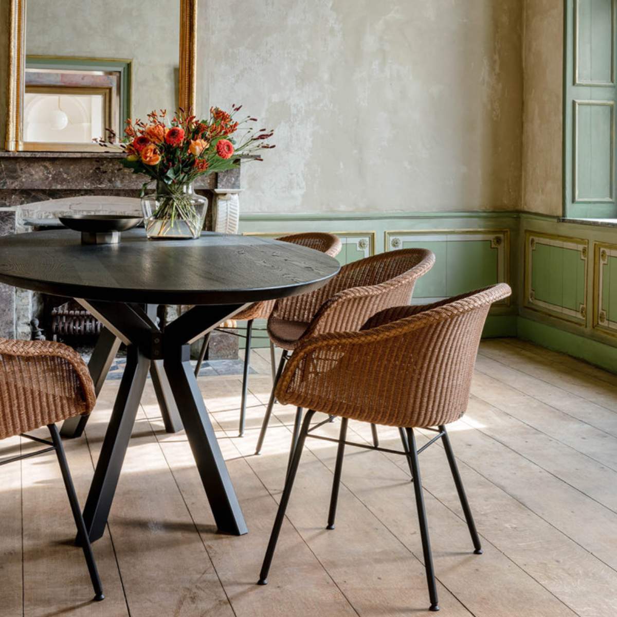 Vincent Shepherd Albert Round Dining Table 150 cm