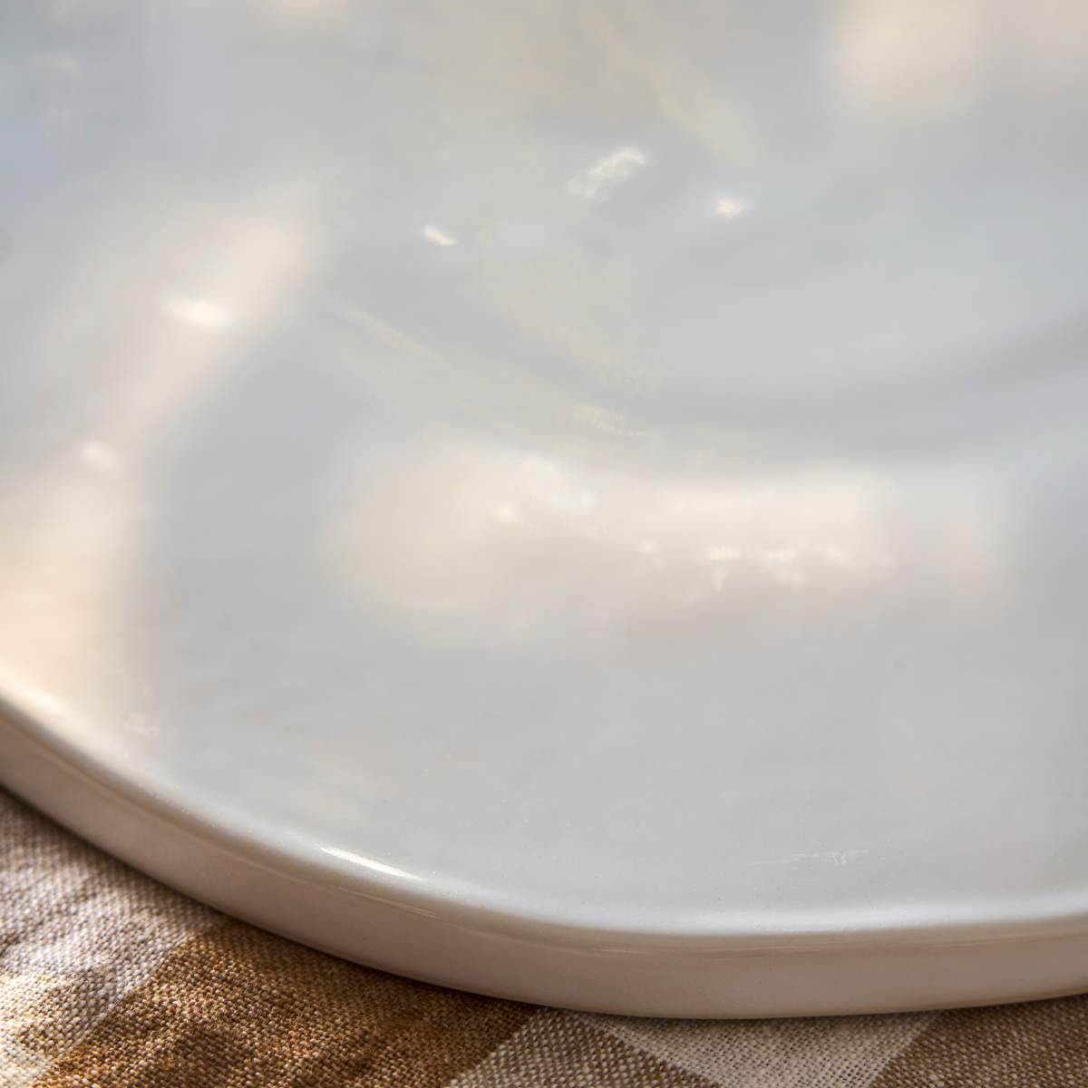 Garden Trading Alderley Round Serving Board Chalk