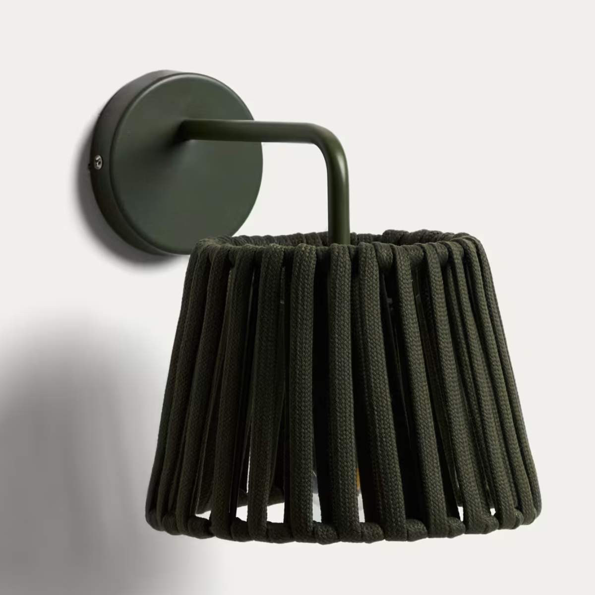 Kave Home Aldet terracotta outdoor wall light in flat rope cord and metal