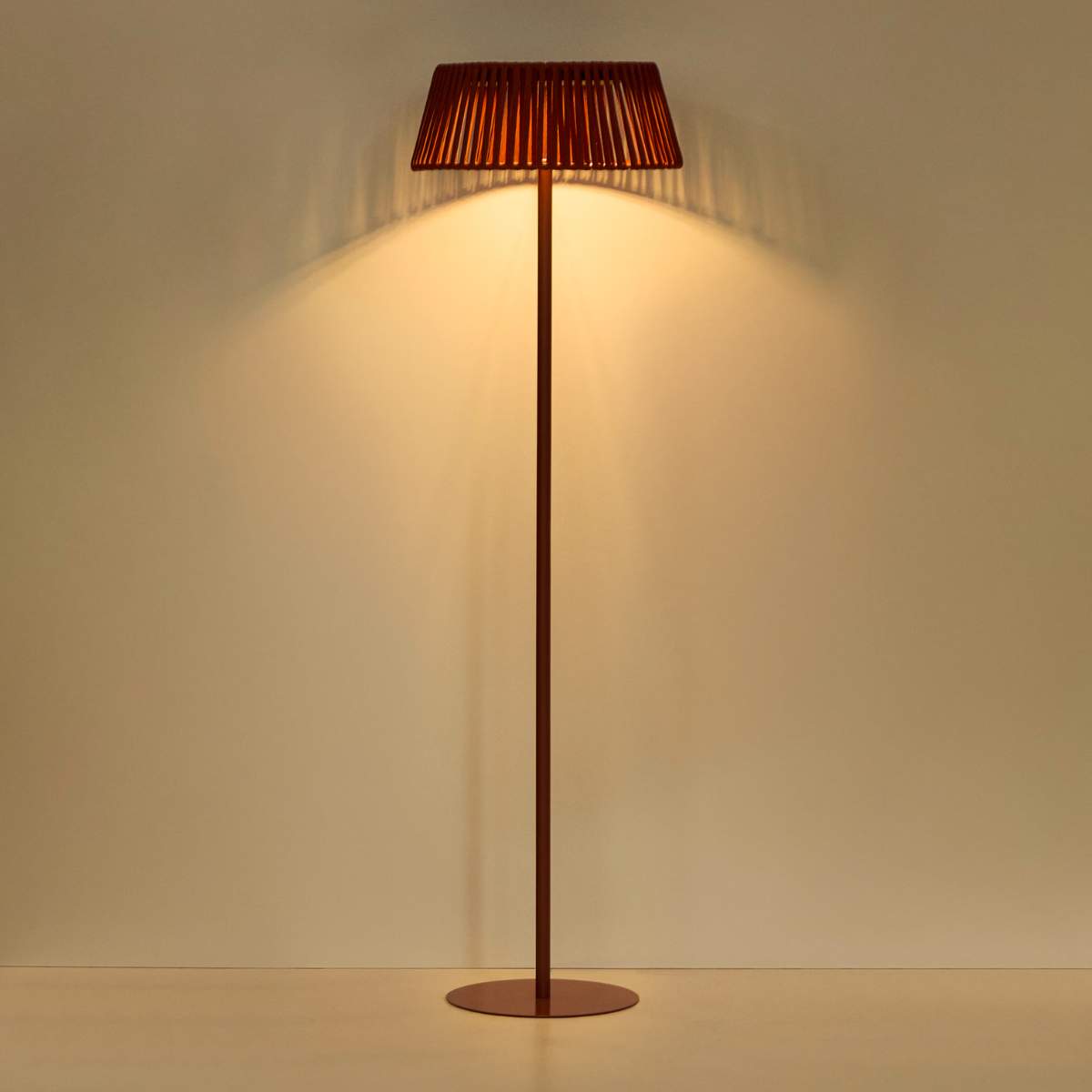 Kave Home Aldet outdoor solar floor lamp in terracotta flat rope cord with metal stand Ø46cm