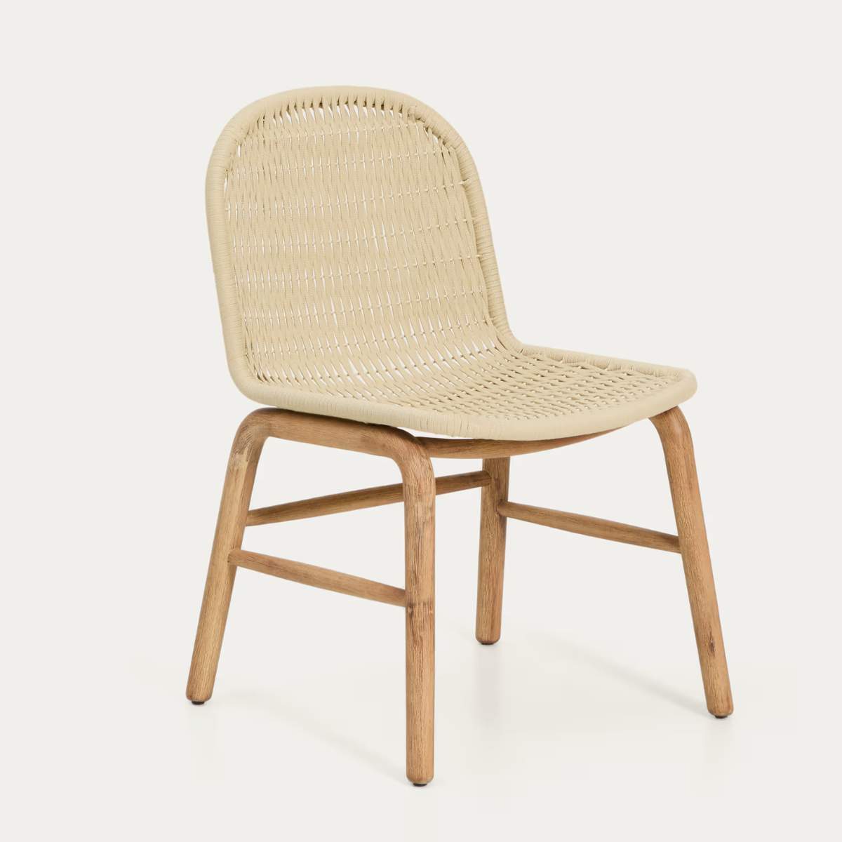 Kave Home Alipa chair in FSC 100% solid acacia wood and ecru rope cord