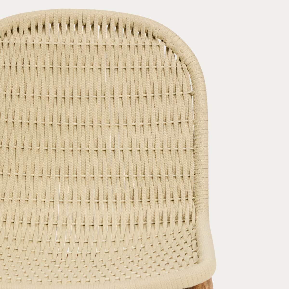 Kave Home Alipa chair in FSC 100% solid acacia wood and ecru rope cord
