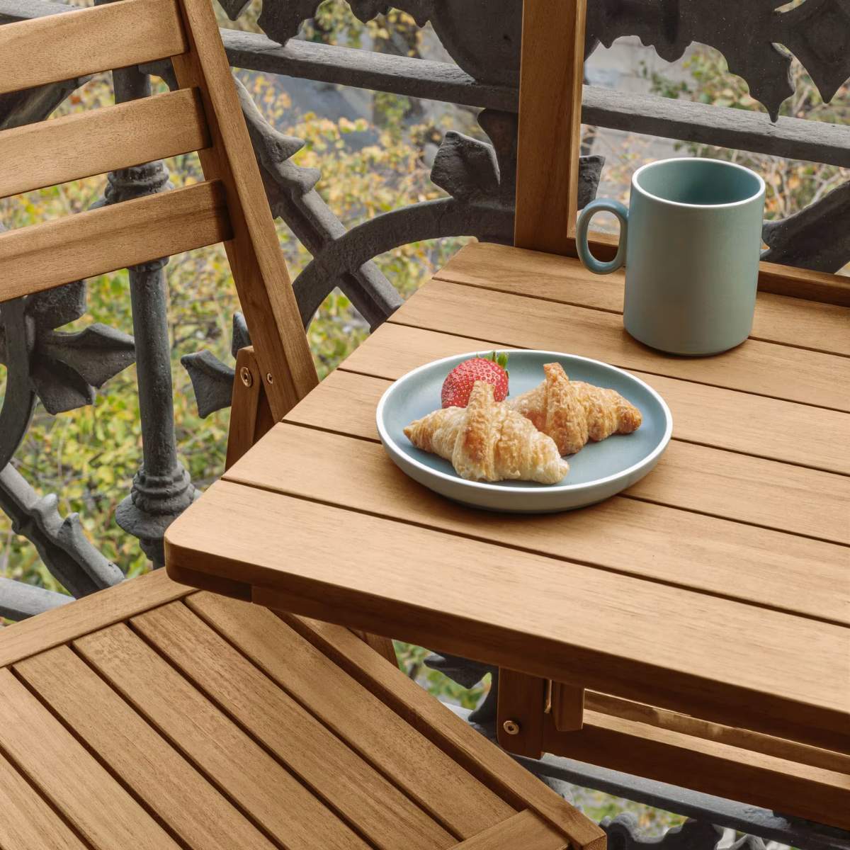 Kave Home Amarillis folding balcony table made from solid acacia wood, 40 x 42 cm FSC 100%