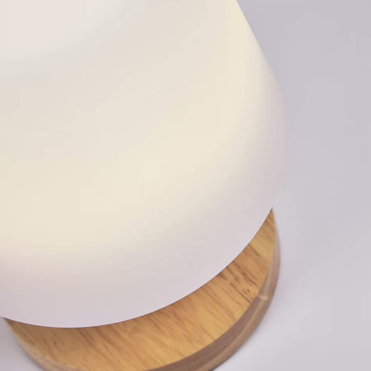 Kave Home Ambar table lamp in polythylene and wood