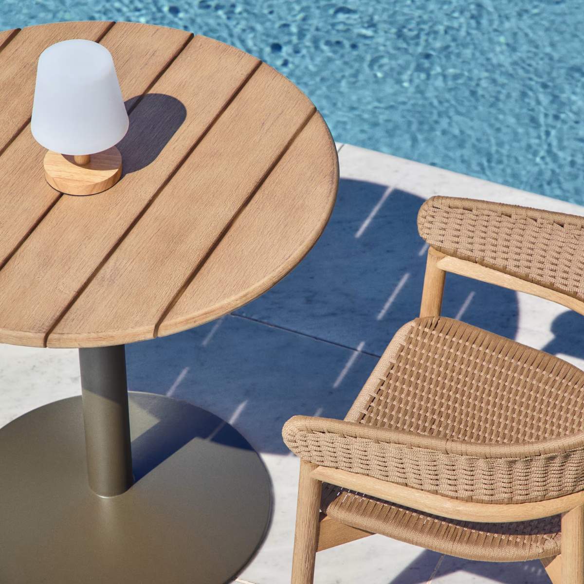 Kave Home Ambar table lamp in polythylene and wood