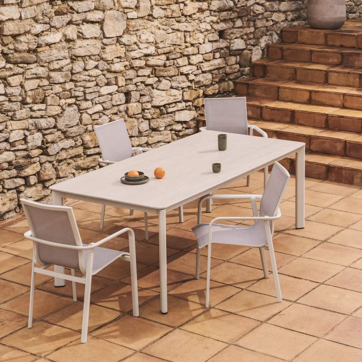 Kave Home Anafi table in sintered stone and graphite aluminium 220 x 100 cm