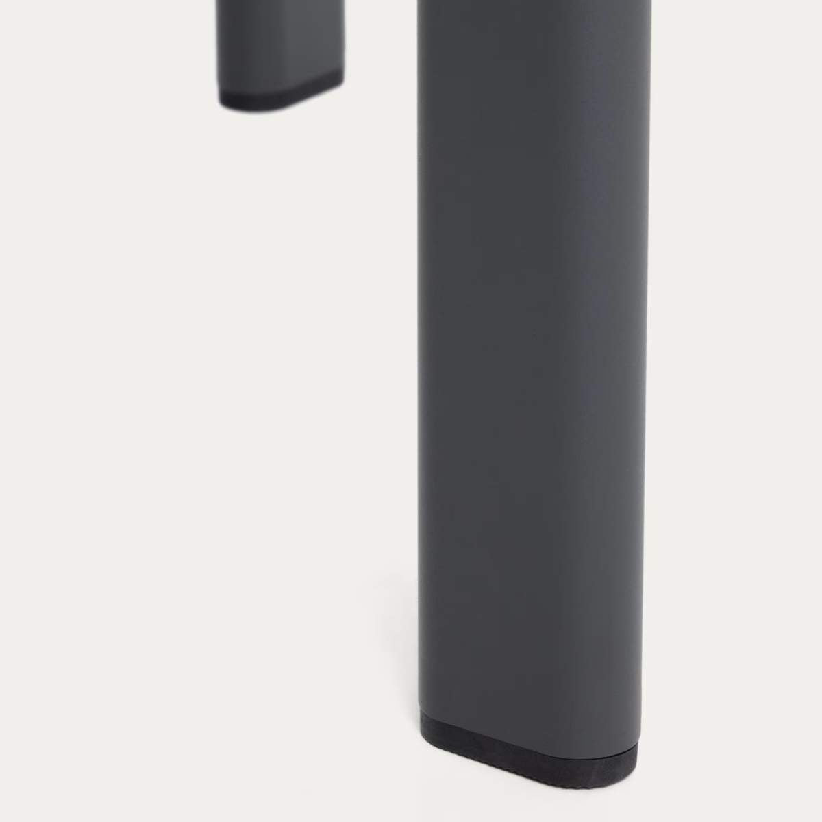Kave Home Anafi table in sintered stone and graphite aluminium 140 x 80 cm