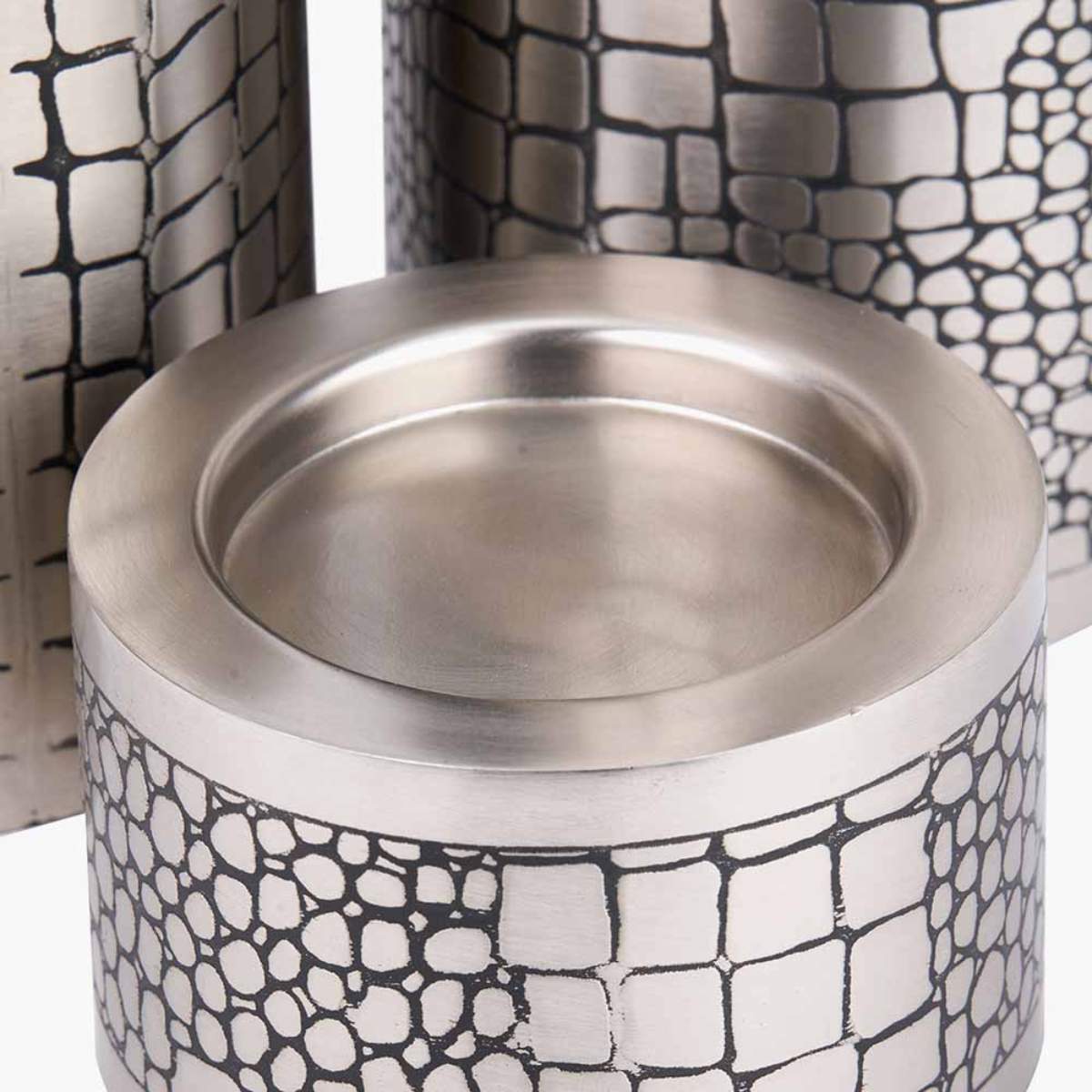 Pacific Lifestyle S/3 Antique Silver Croc Print Metal Pillar Candle Holders