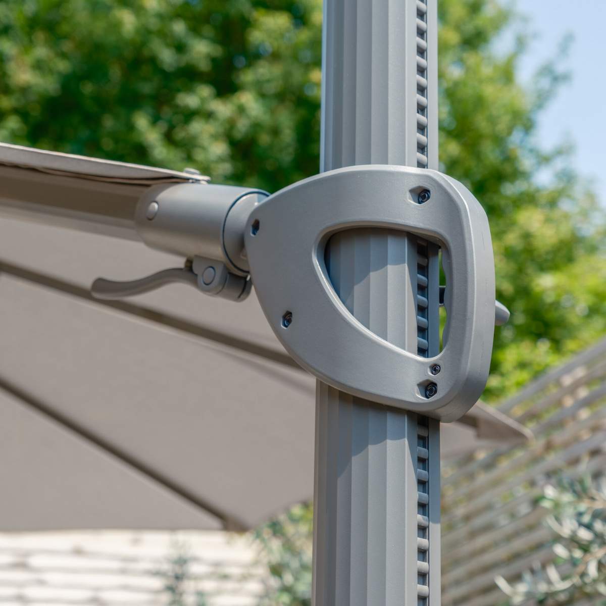 Maze - Aramis Solar LED 3.5m Round Rotating Cantilever Parasol