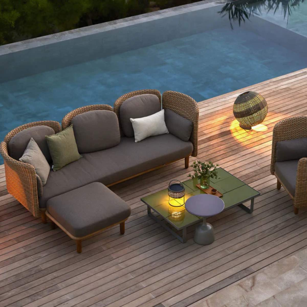 Cane-line Arch 3-Seater Sofa w/ Low Arm/Backrest & Chaise Lounge