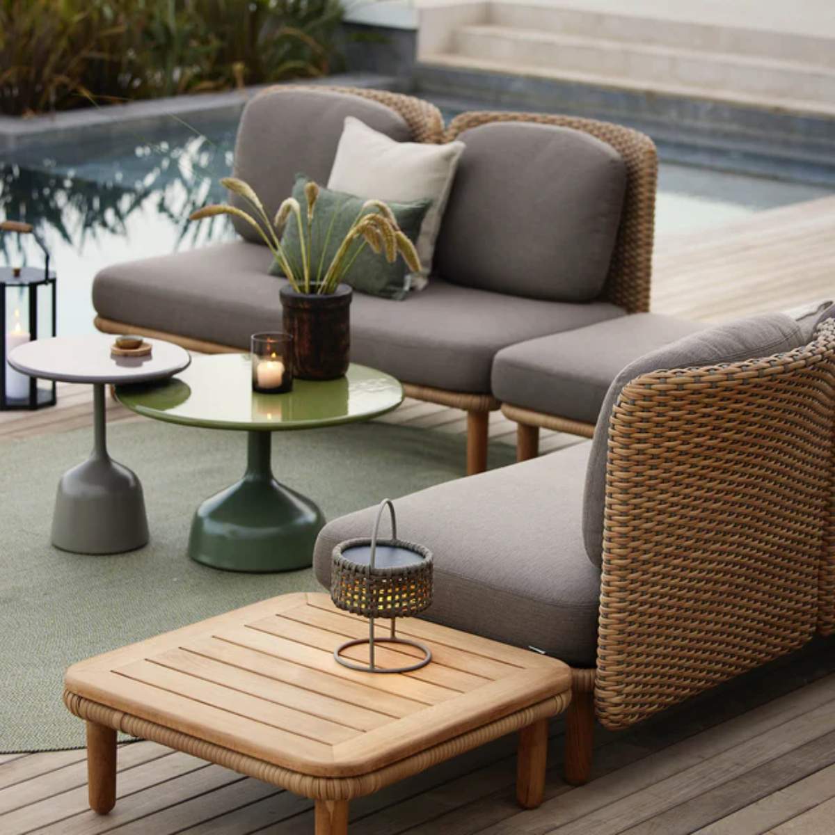 Cane-line Arch 3-Seater Sofa w/ Low Arm/Backrest & Chaise Lounge