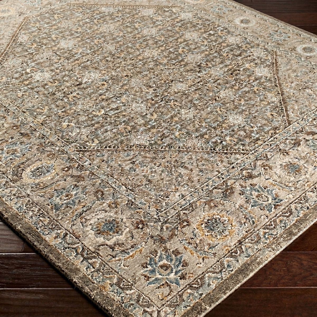 Surya Livabliss Arda Vintage Traditional Rug