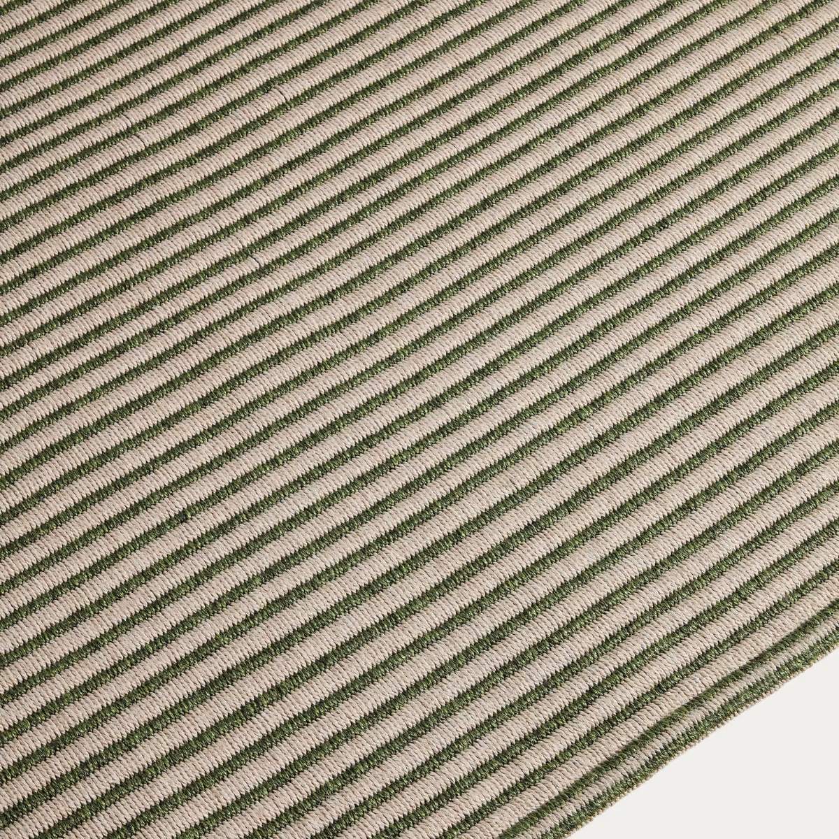 Kave Home Ardelia green and beige synthetic fibre rug 160 x 230cm.