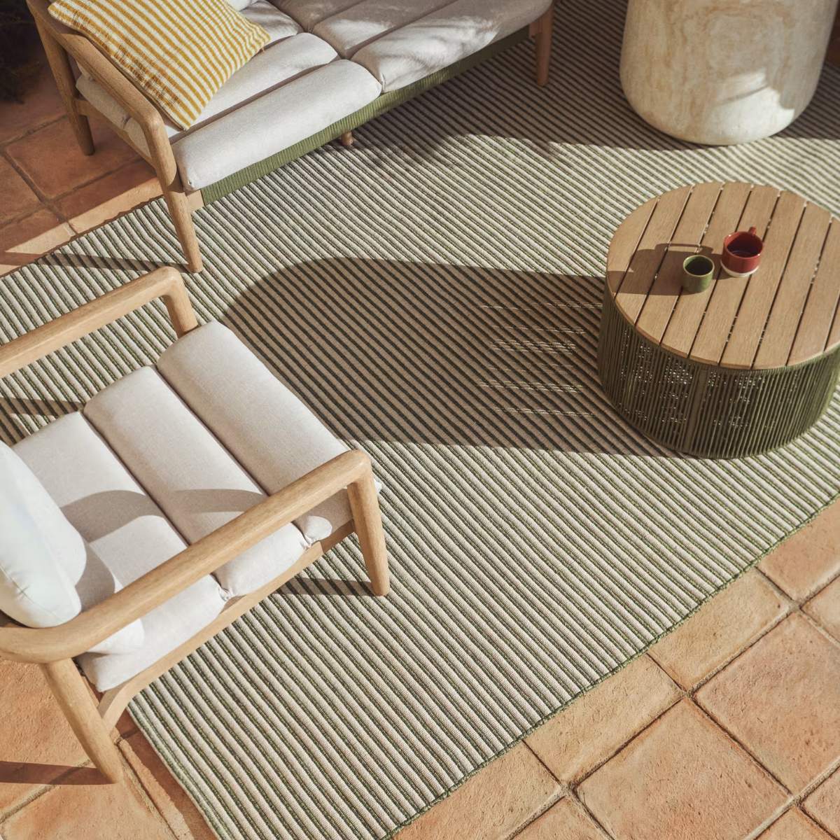 Kave Home Ardelia green and beige synthetic fibre rug 200 x 300cm
