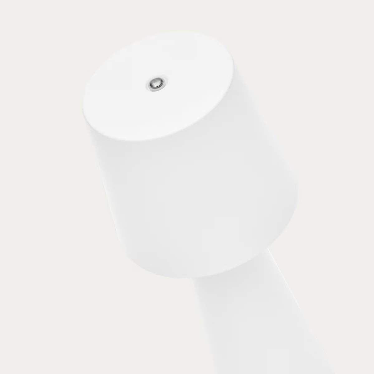 Kave Home Arenys small table lamp in metal with a shiny silver finish