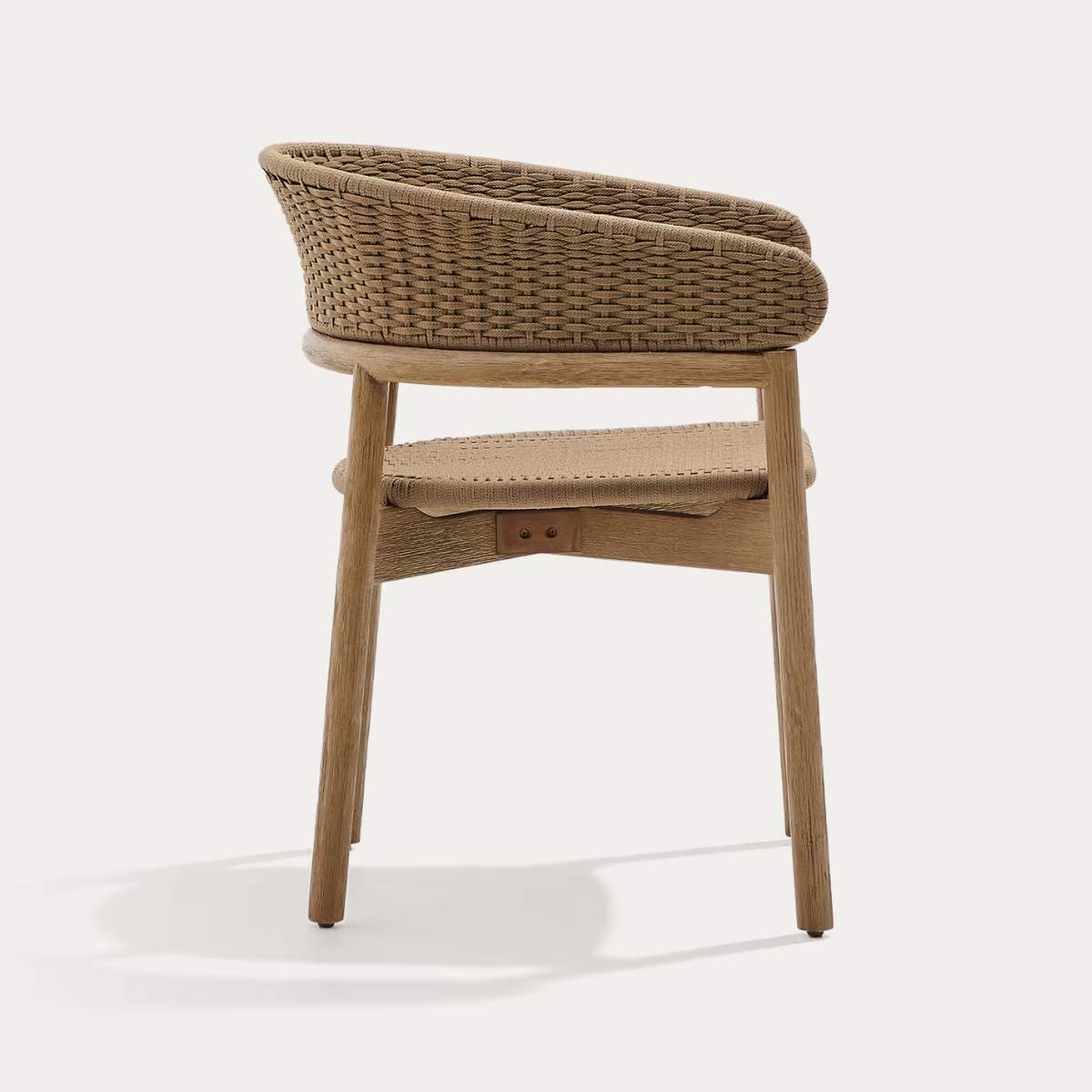 Kave Home Arinella chair in FSC 100% solid acacia wood with natural finish and beige rope cord