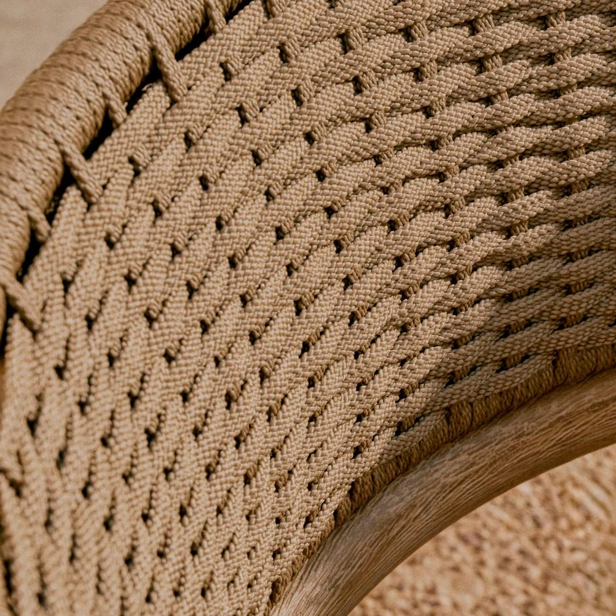 Kave Home Arinella armchair in FSC 100% solid acacia wood with natural finish and beige rope cord