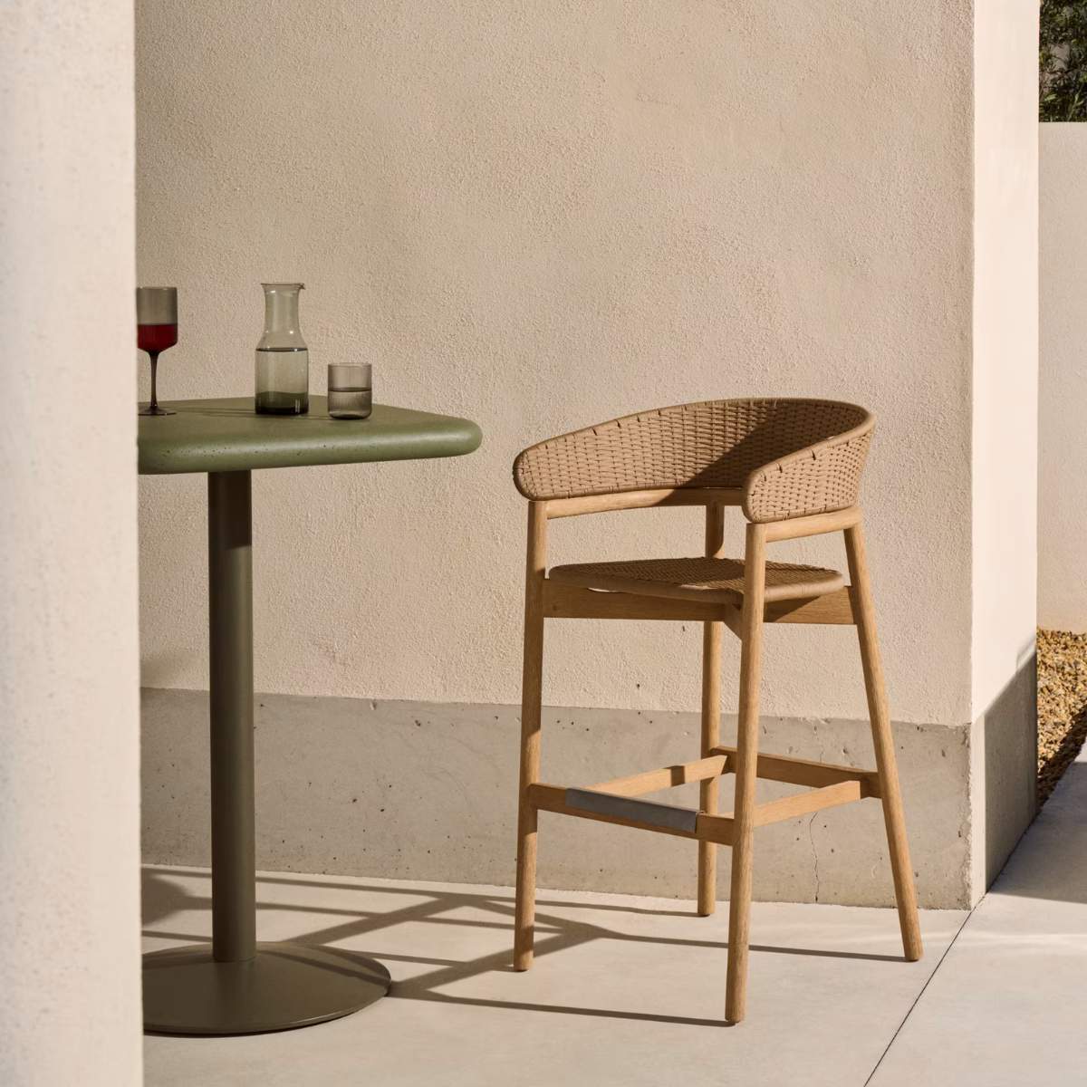Kave Home Arinella stool in FSC 100% solid acacia wood with natural finish and beige rope cord 75cm