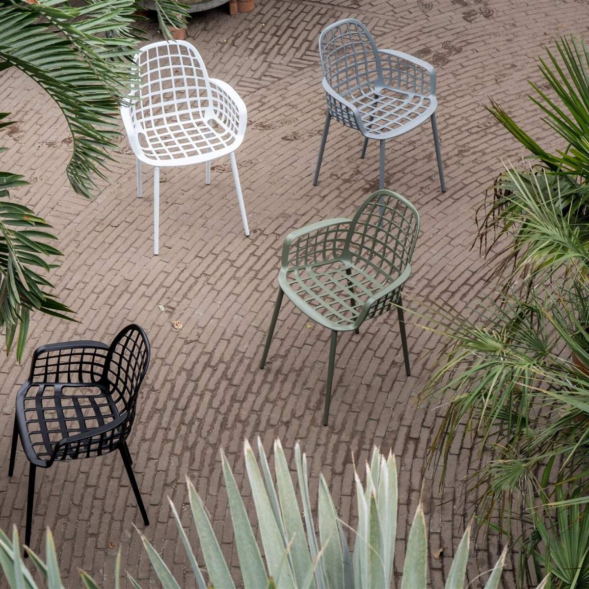 Zuiver Armchair Albert Kuip Garden