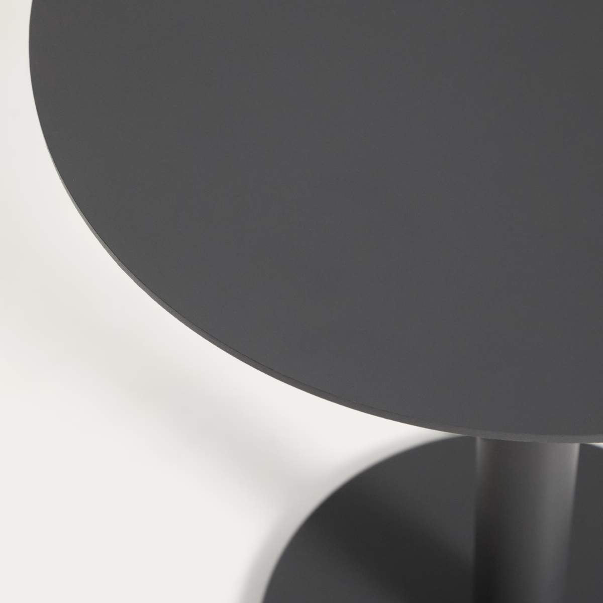 Kave Home Asinara beige aluminium side table Ø40cm