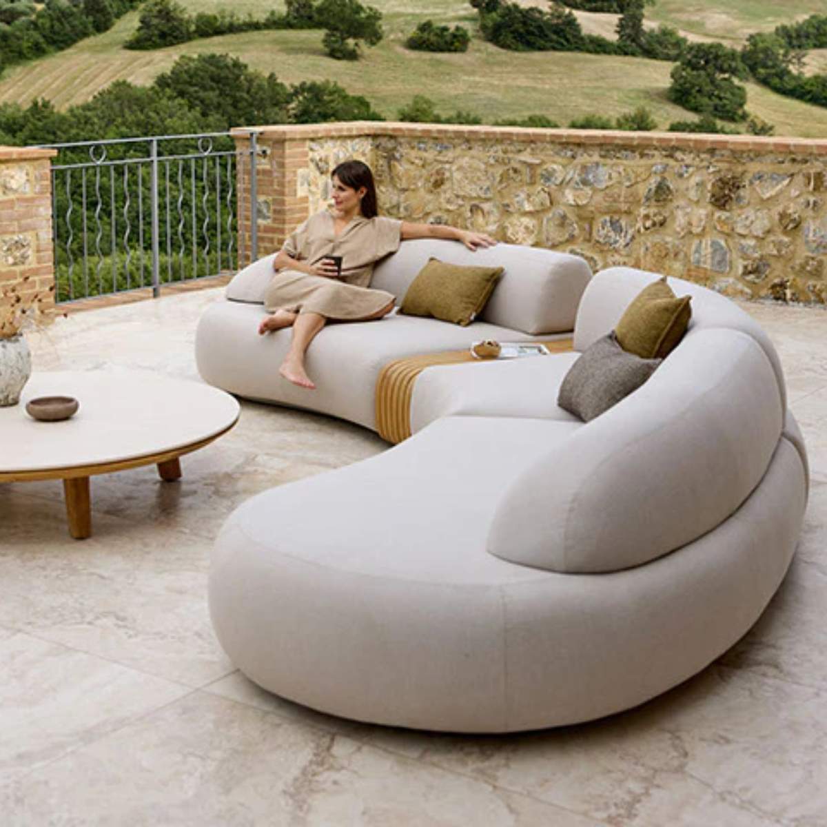 Cane-line Aspect Coffee Table, Dia. 144 cm