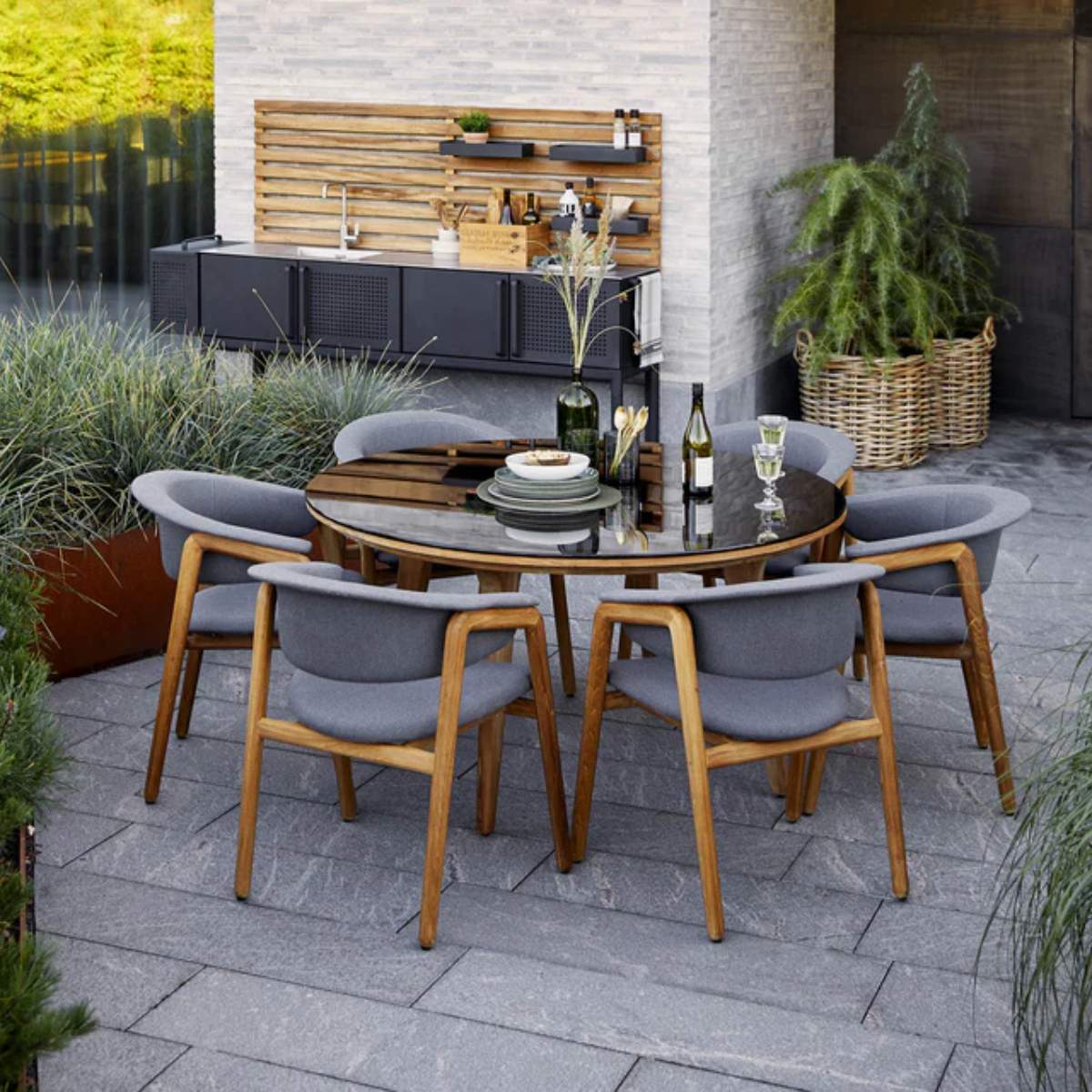 Cane-line Aspect Dining Table, Dia. 144 cm