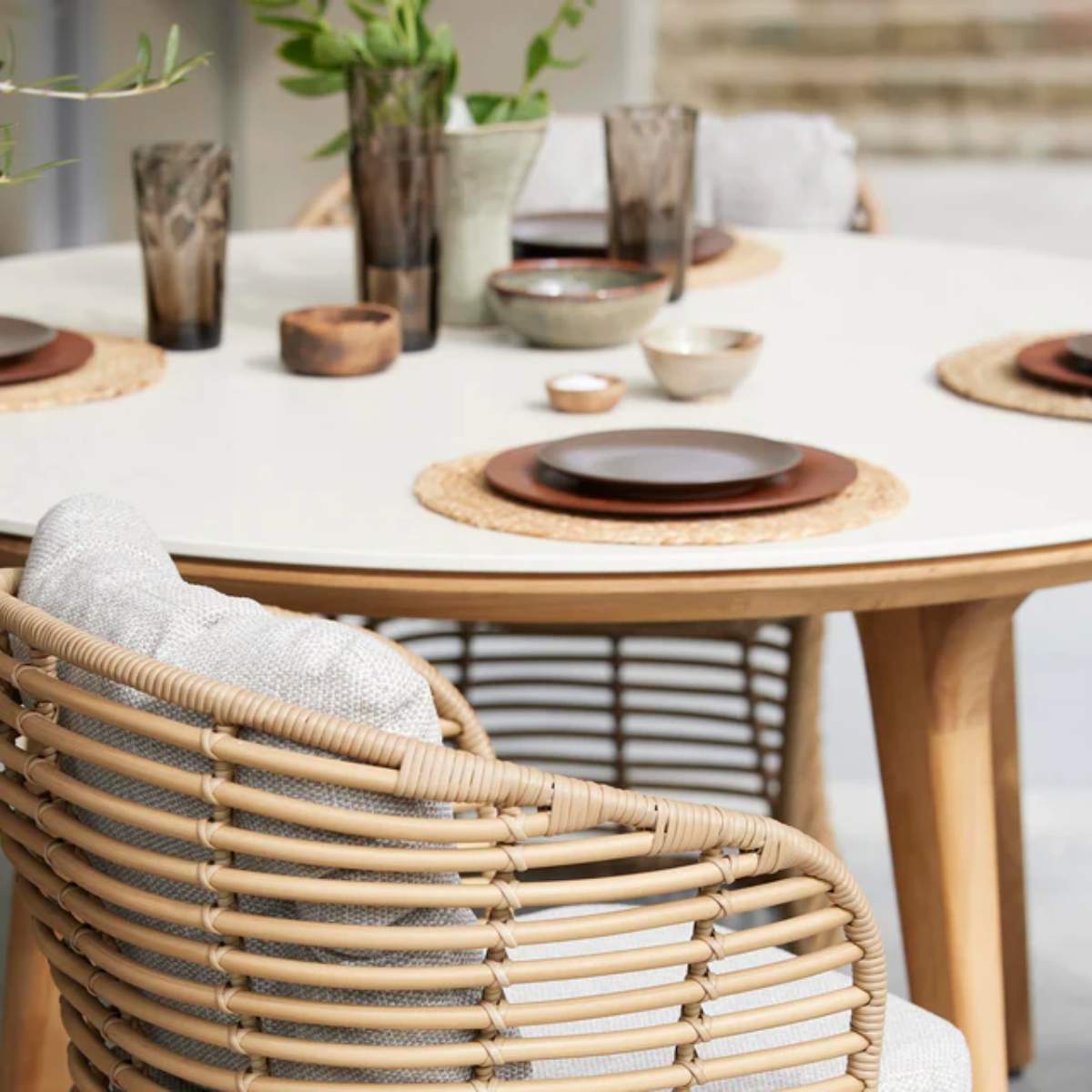 Cane-line Aspect Dining Table, Dia. 144 cm