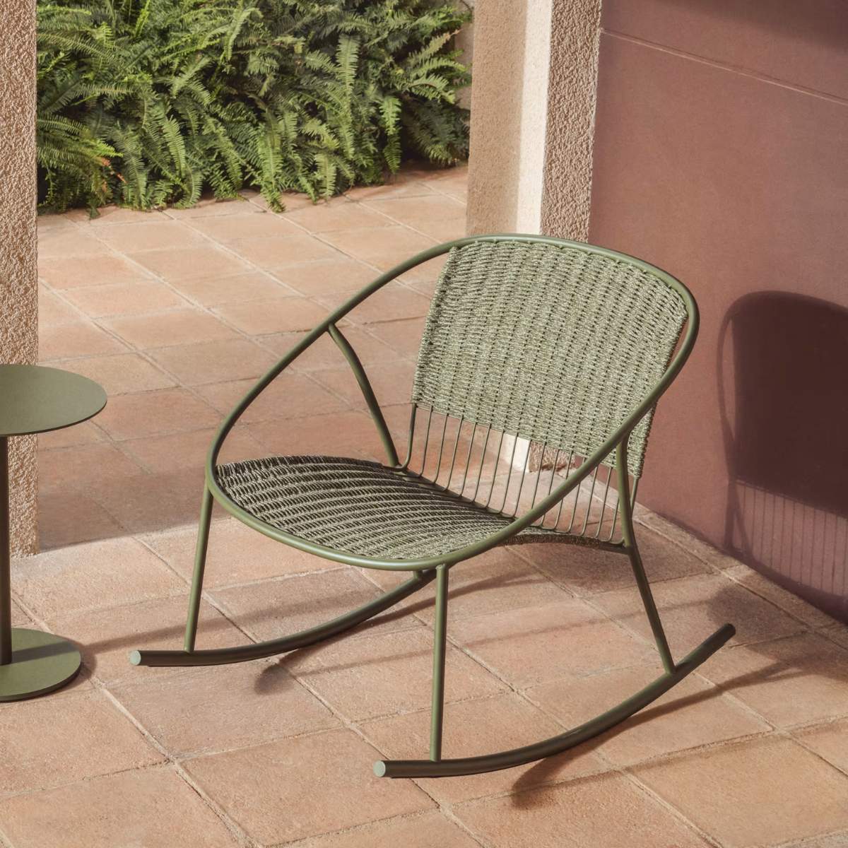 Kave Home Atrani rocking chair in galvanized steel and green rope