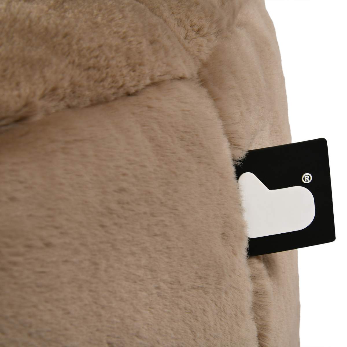 Extreme Lounging B Poufe Faux Fur