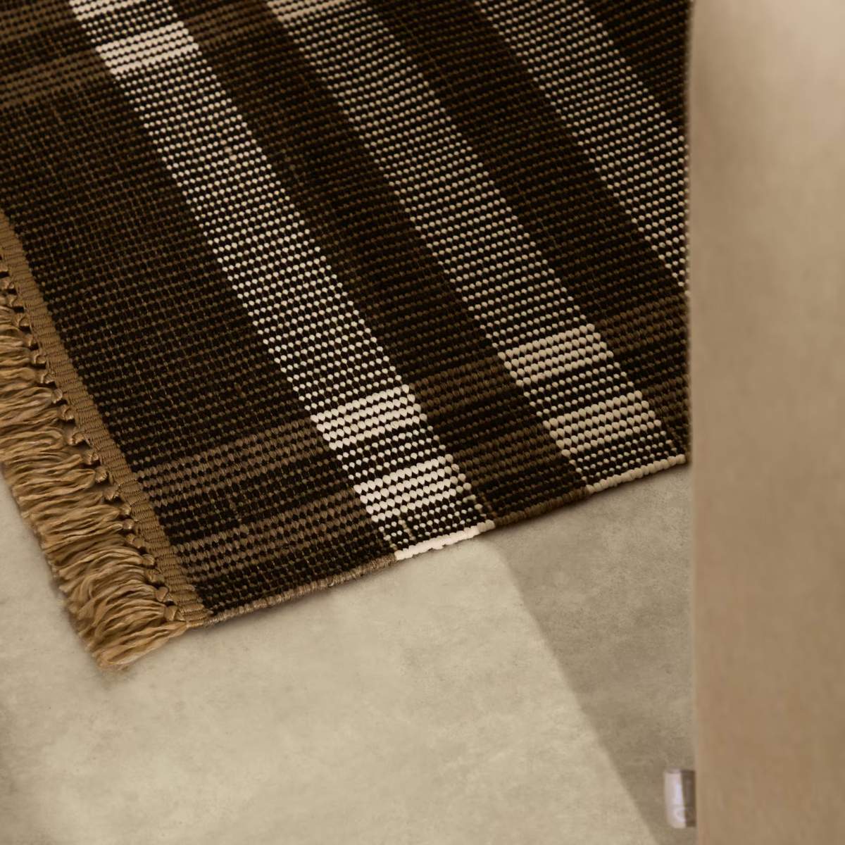 Kave Home Rug Barani in synthetic fibers brown and beige 60 x 90 cm