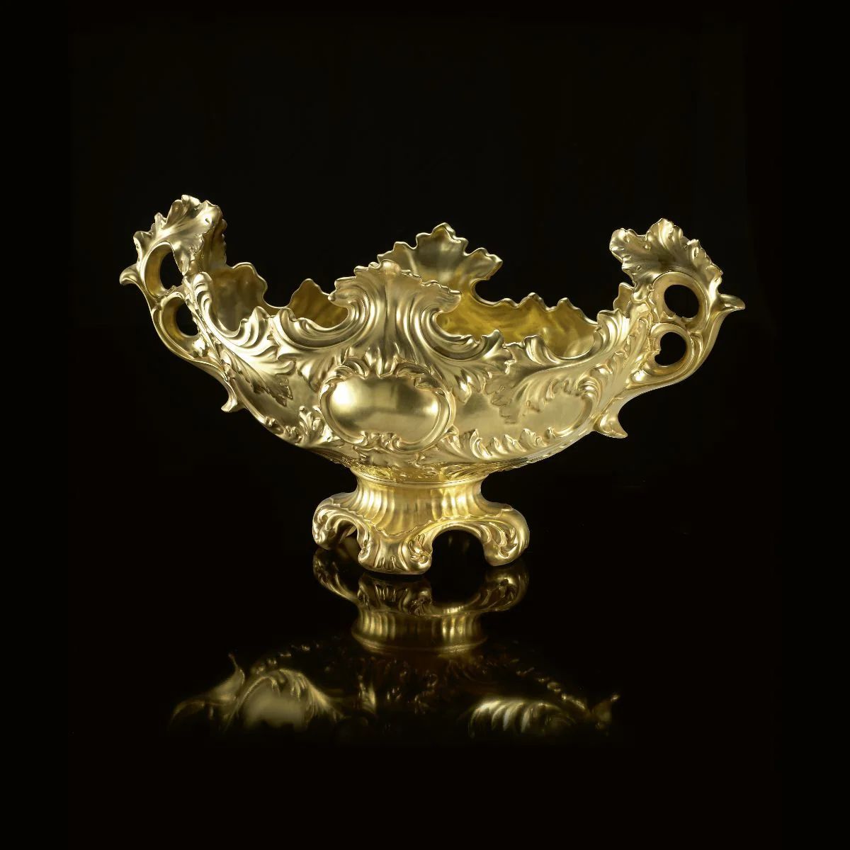 Villari Baroque Large Oval Centrepiece - Gold