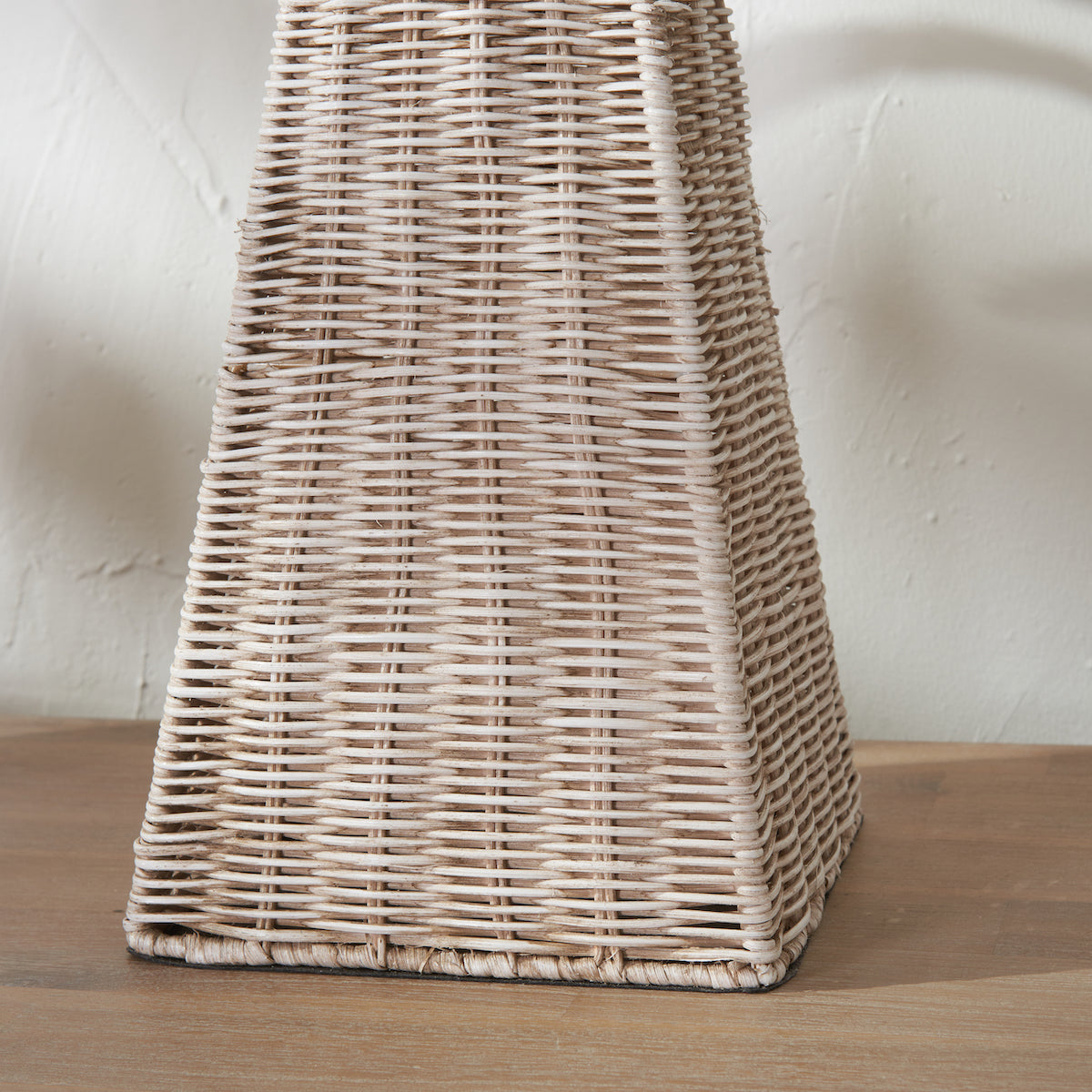 Beau&Co Seacomb Rattan Pyramid Table Lamp Base