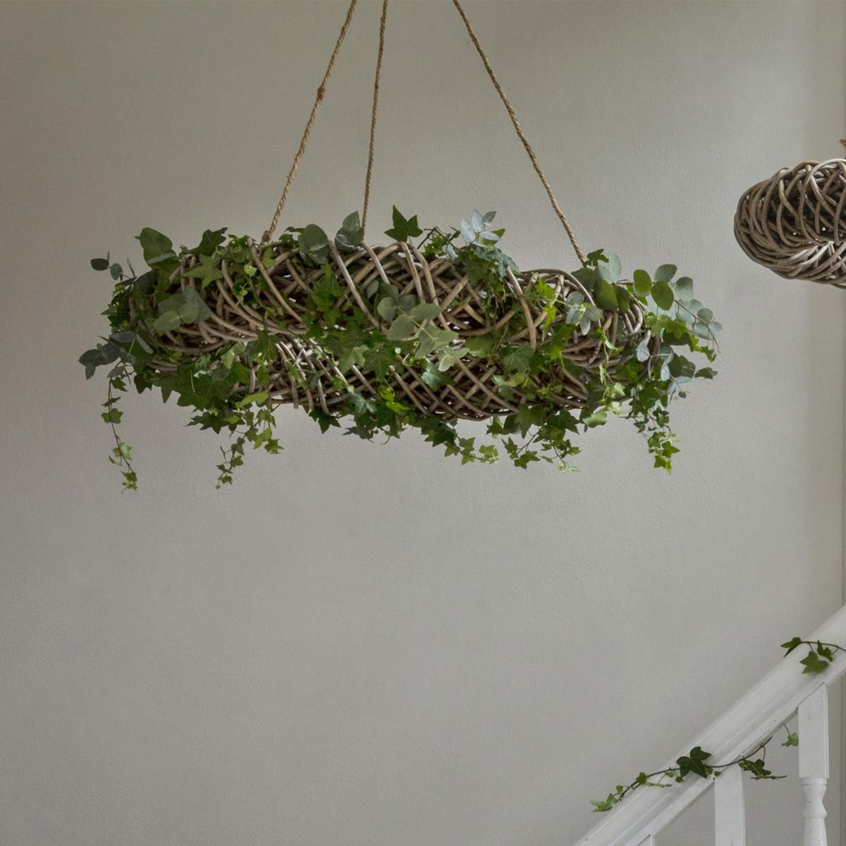 Garden Trading Bembridge Hanging Wreath 70cm Natural