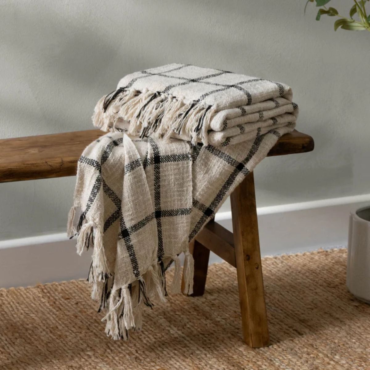 Riva Home Beni Throw