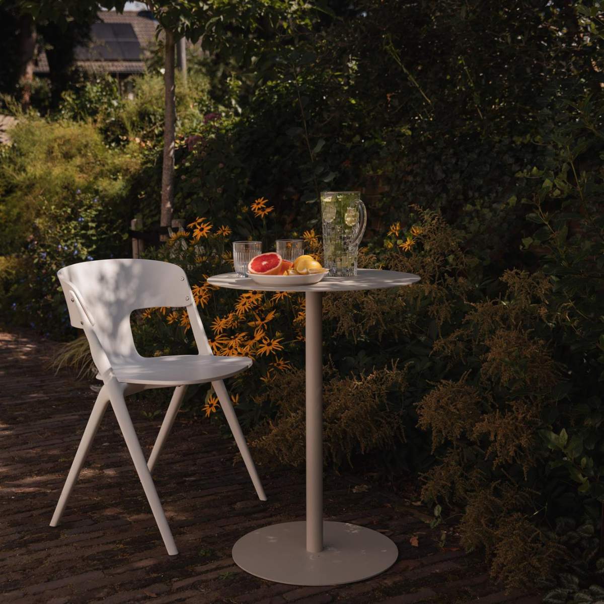Zuiver Bistro Table Snow