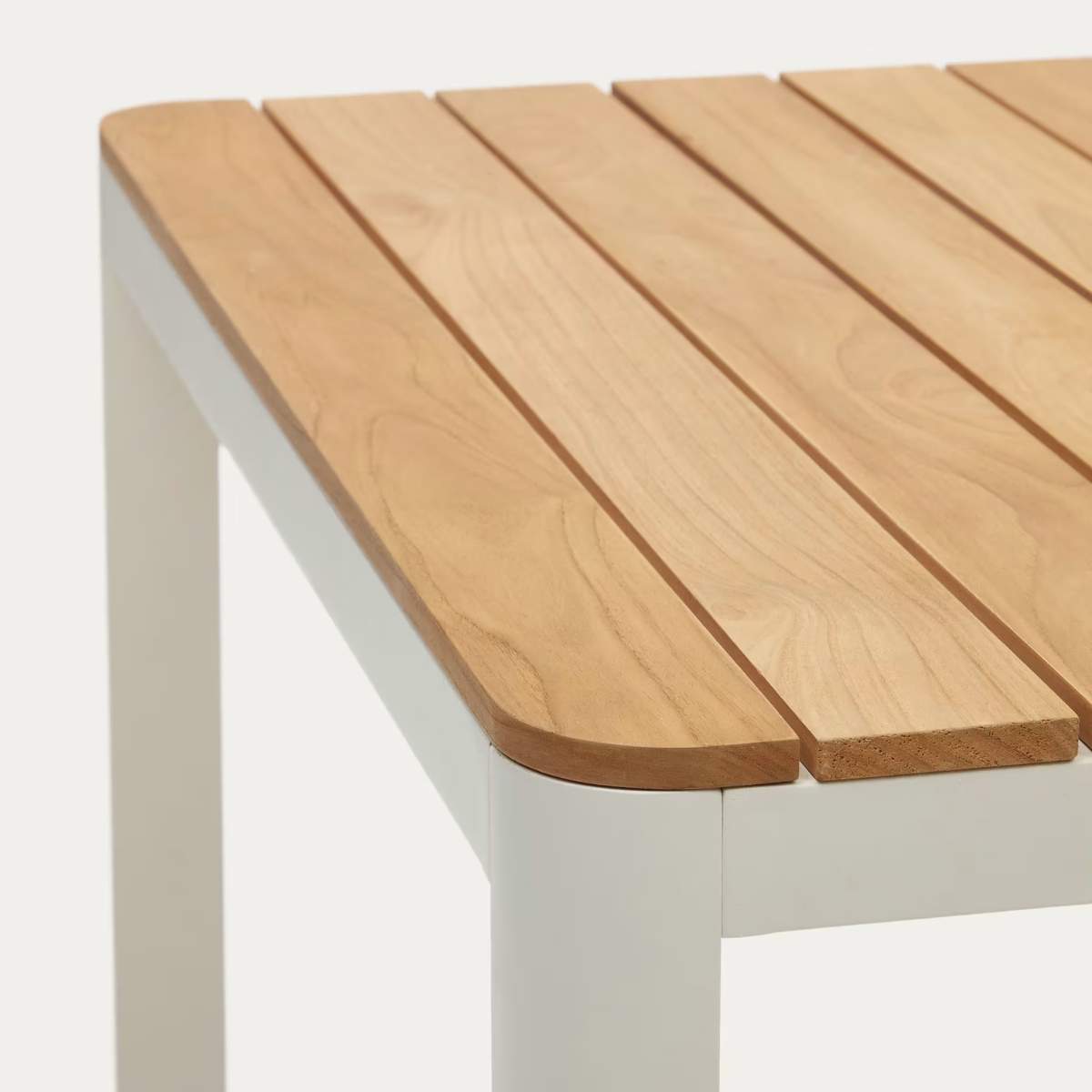 Kave Home Bona aluminium and solid teak table, 100% outdoor suitable with white finish, 160 x 90 cm